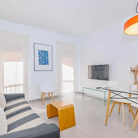Apartamentos Caballerizas Granada con parking gratuito en pleno centro-2